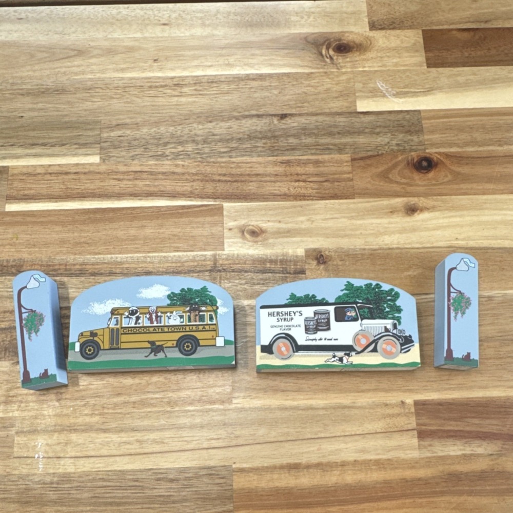 Hershey's Cat's Meow Wooden Signs Chocolate Town & Syrup Truck 1999-2001